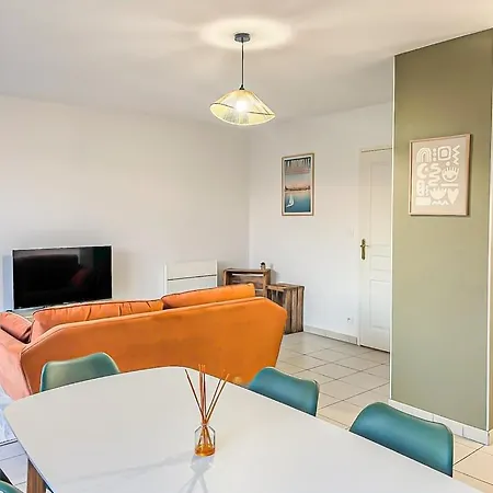Apartment Puilborin, Cosy, Avec Terrasse *